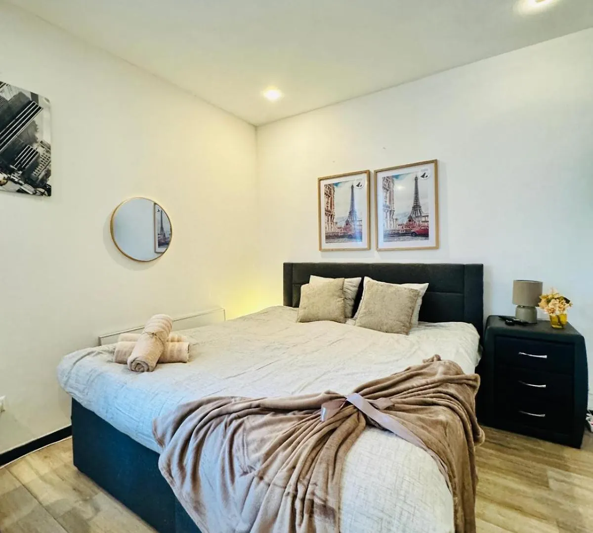 Apartment Central King Studio - 10 Mins Walk From Downtown Vienna