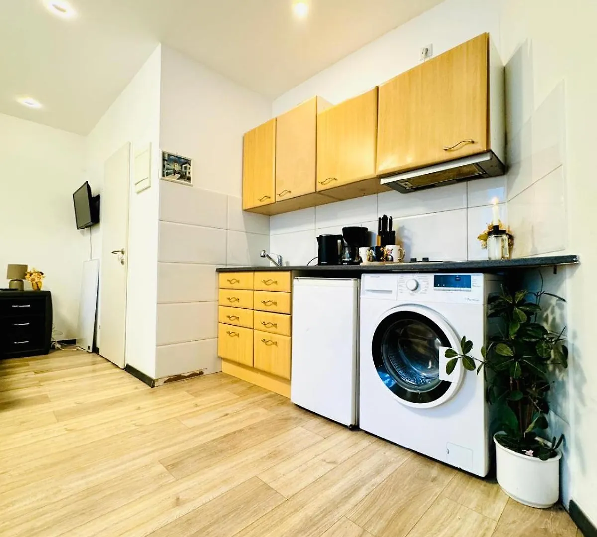 Central King Studio - 10 Mins Walk From Downtown Vienna Apartment