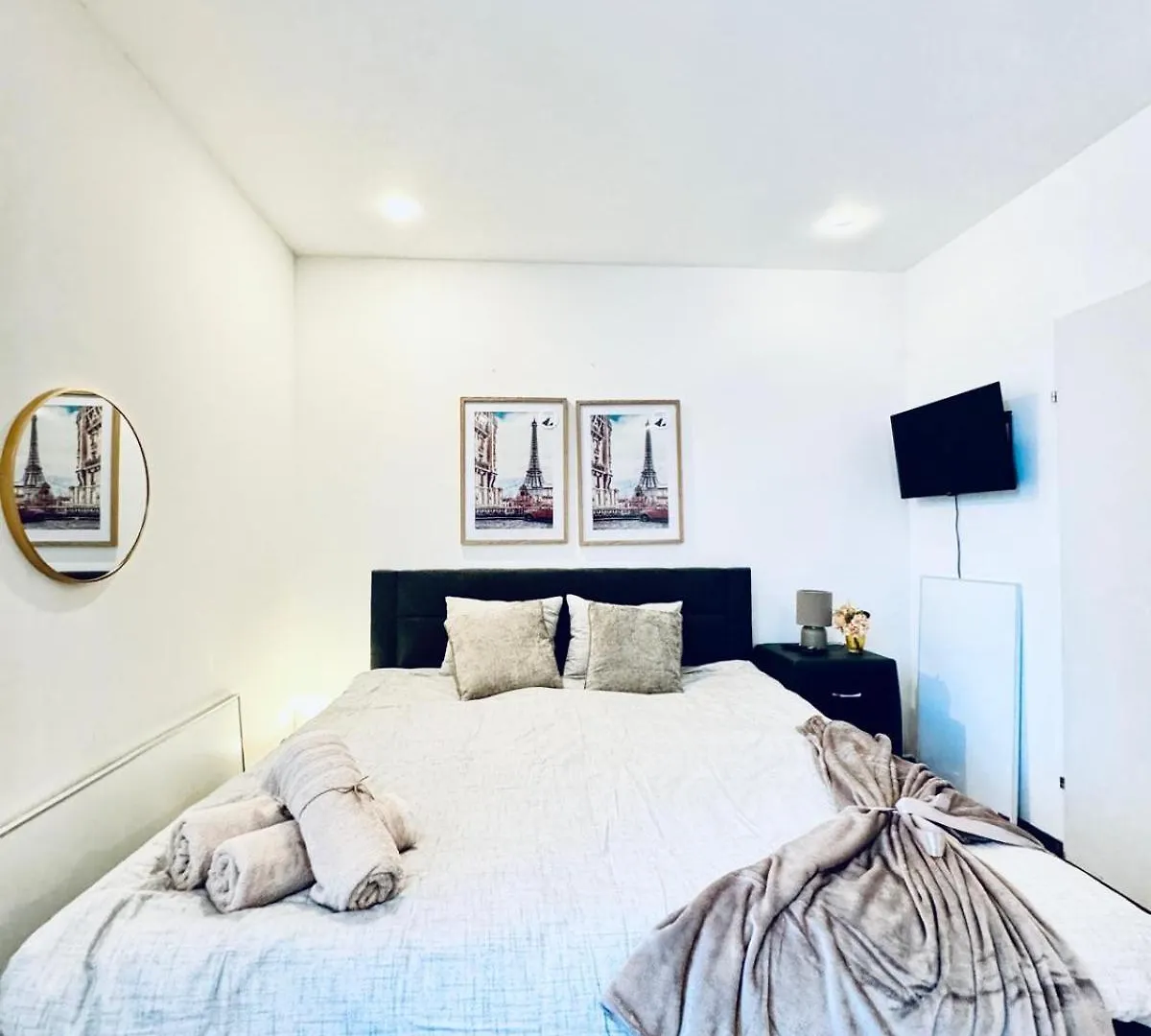 Central King Studio - 10 Mins Walk From Downtown Vienna Apartment